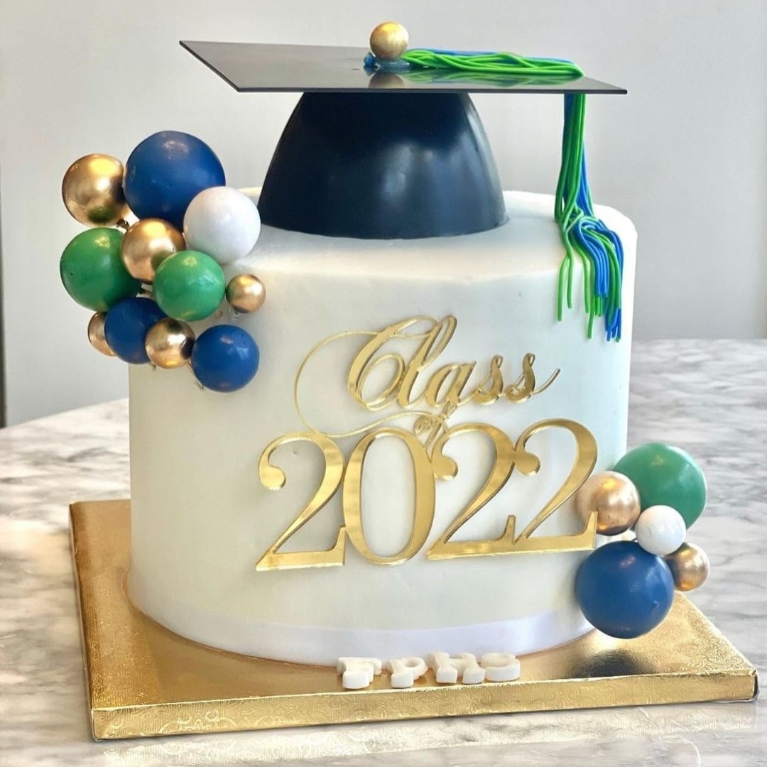 Class of 2024 Cake Charm